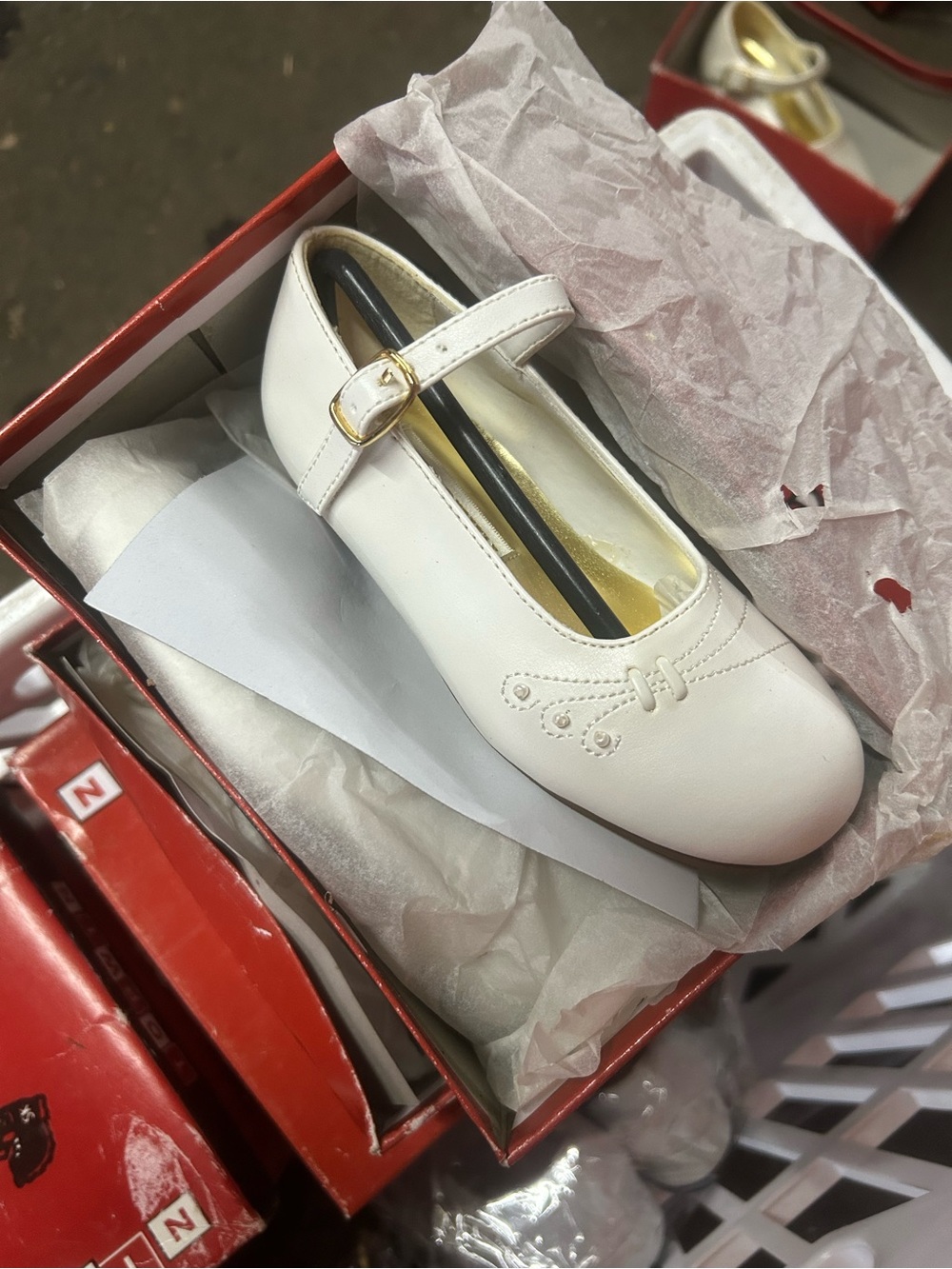 t/o White Girls' Mary Jane Flats with Buckle